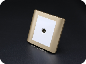 TV-pistorasian kultainen kehys